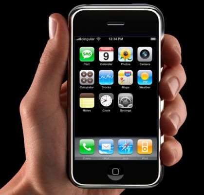Apple iPhone: in Italia entro l'anno
